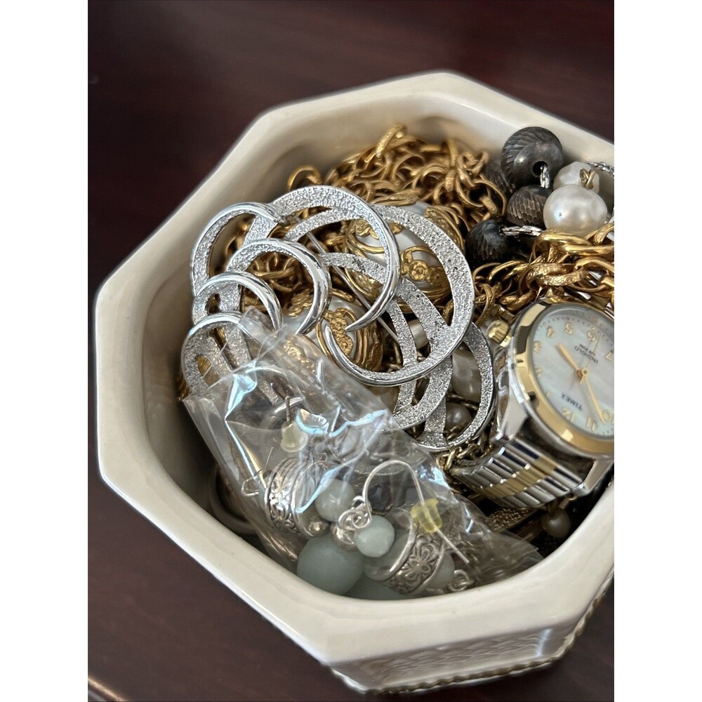 Mystery Jewelry Jar, All Wearable, Vintage To Now, Fits And Floyd - Picture 6 of 6